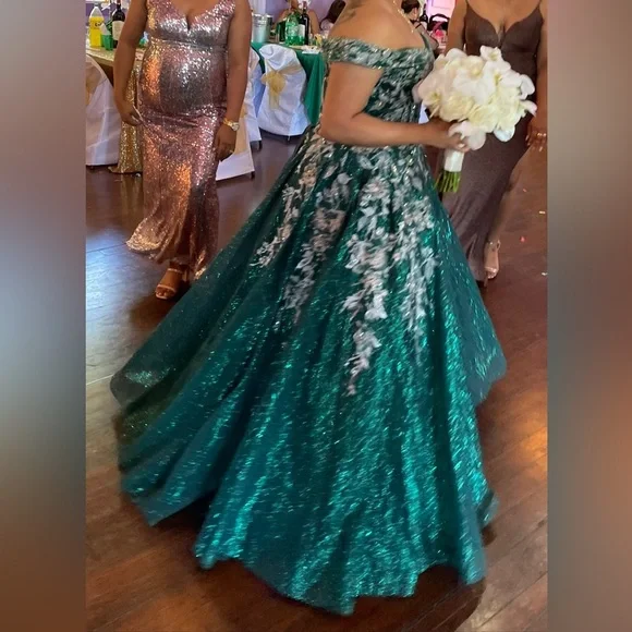 Cinderella | Dresses | 5 Quinceaera Dress Emerald Green Used 1 Time |  Poshmark